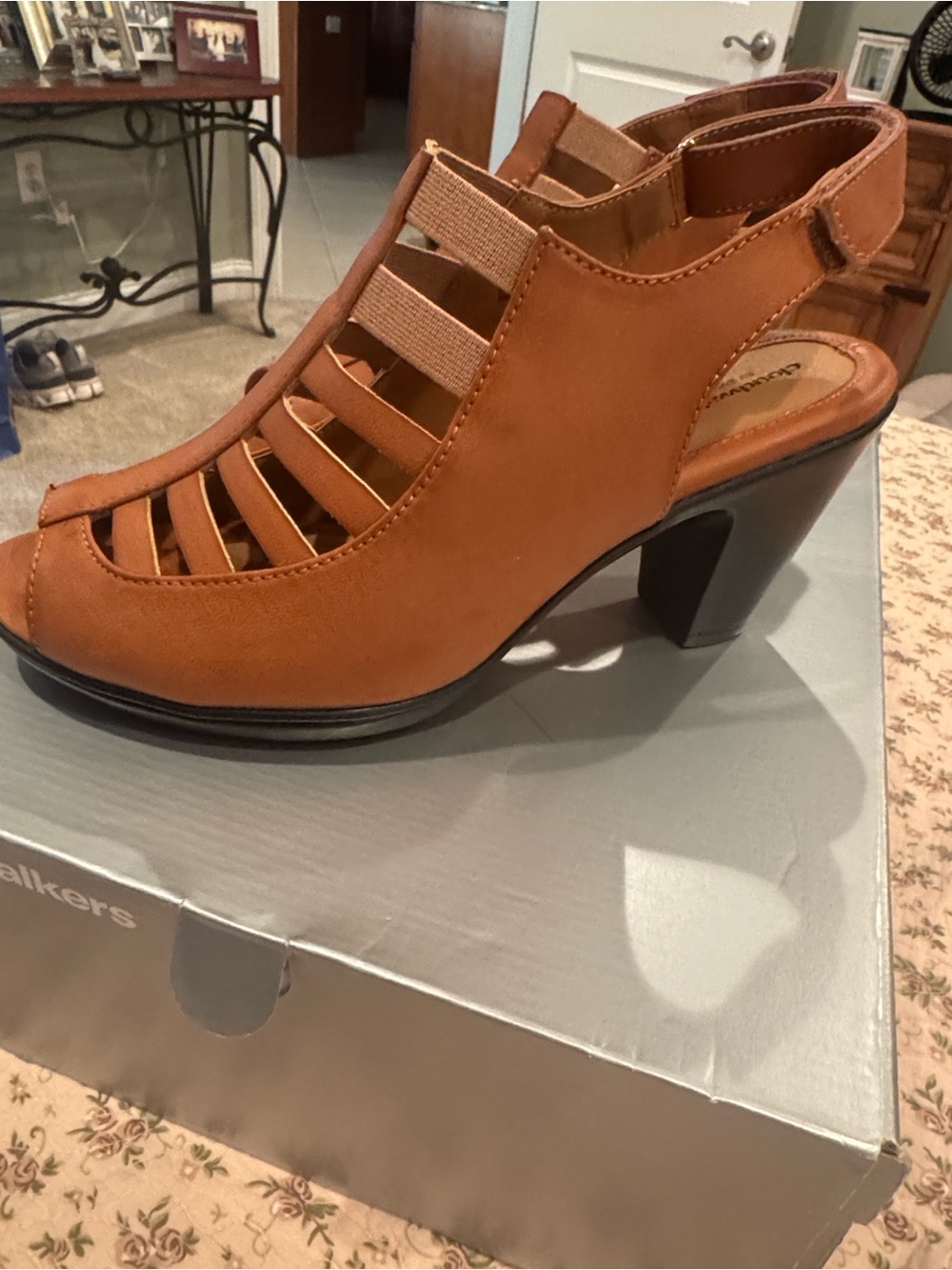 Cloudwalkers Cecel Women’s 9W Cognac Slingback Block Heel Sandals